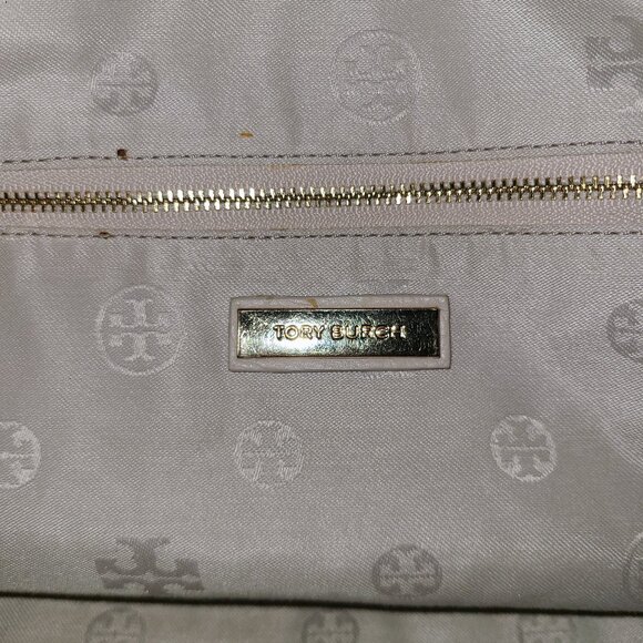 TORY BURCH Ivy Slouchy Shoulder Bag - Picture 7 of 10